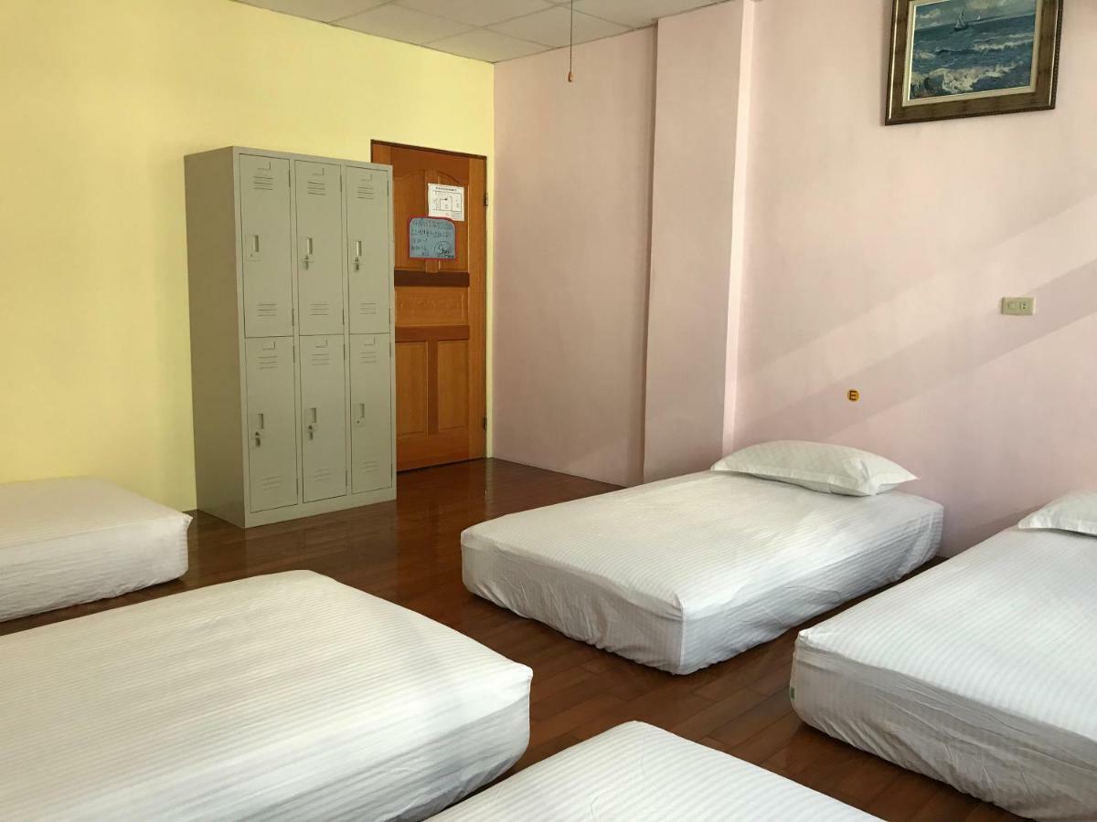 Handy Hostel Hualien Exterior foto