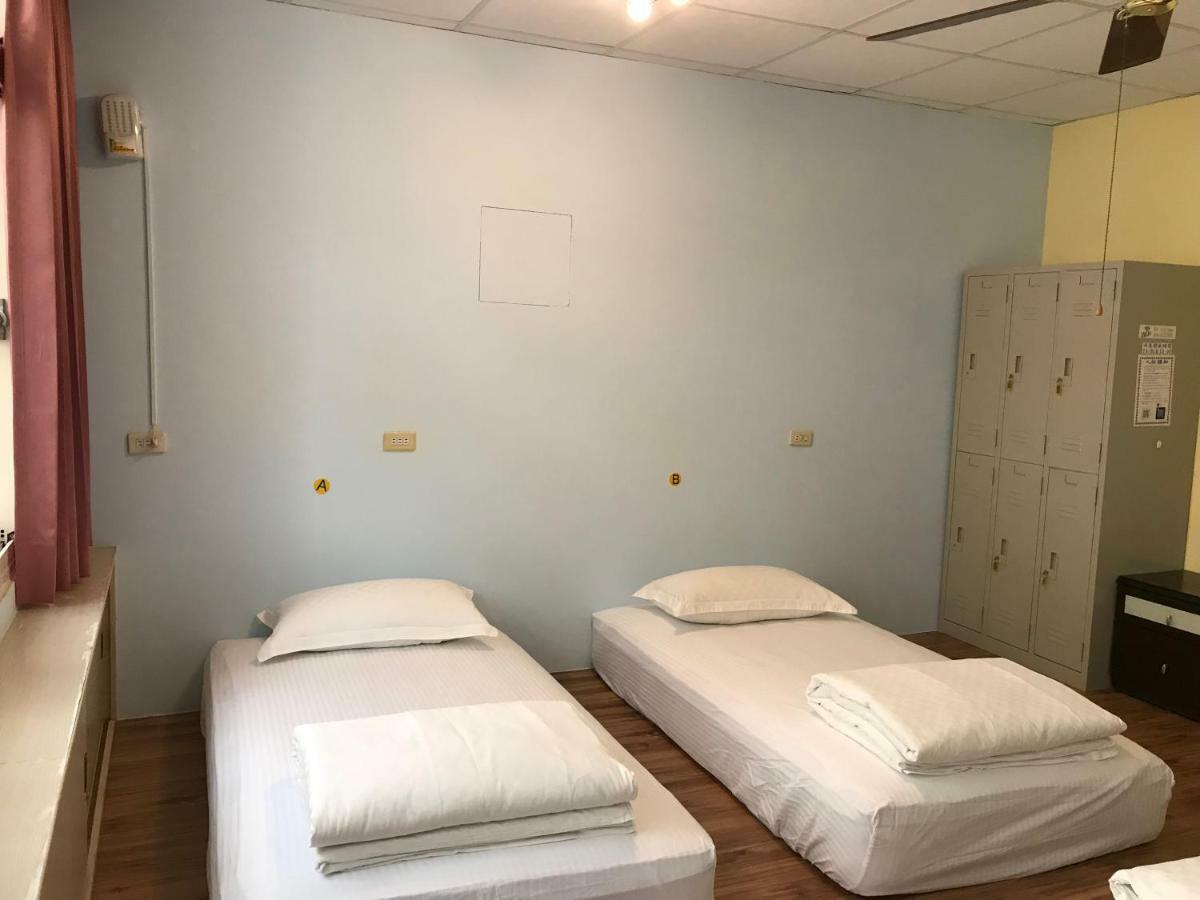 Handy Hostel Hualien Exterior foto